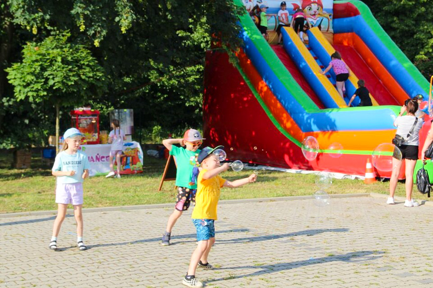 W Jedliczu odbył się kolorowy piknik