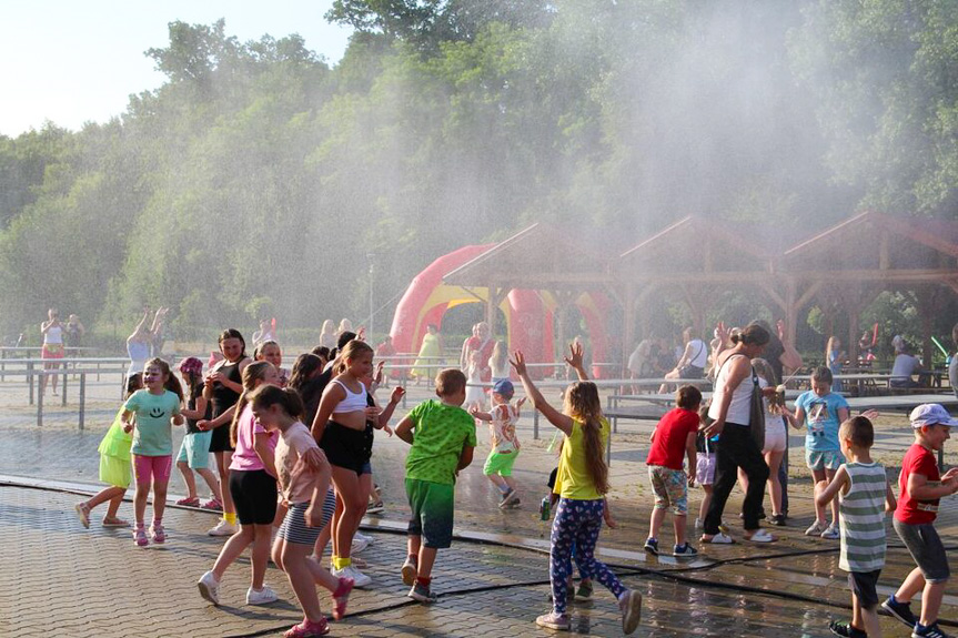 W Jedliczu odbył się kolorowy piknik