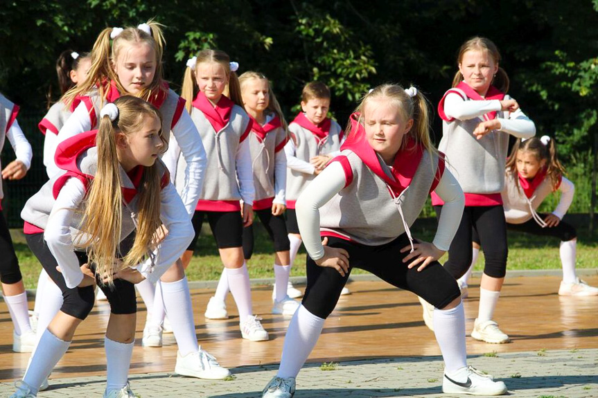 W Jedliczu odbył się kolorowy piknik