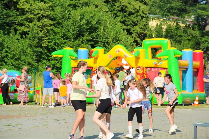 W Jedliczu odbył się kolorowy piknik