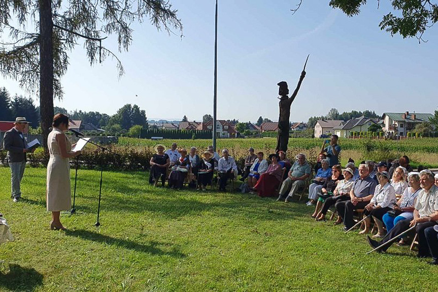 W Korczynie czytali Nad Niemnem