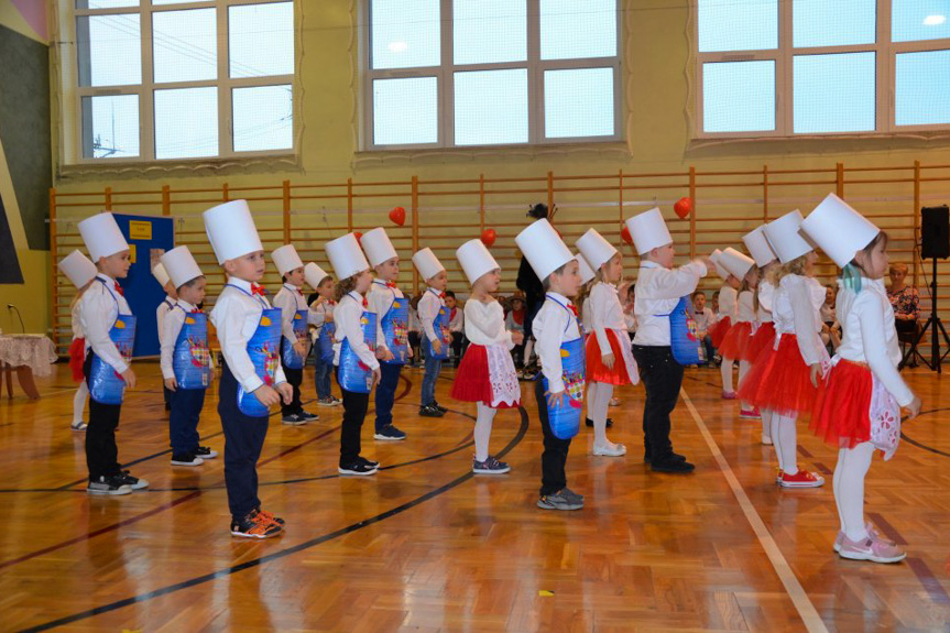 Walentynki w Szkole Podstawowej we Wrocance