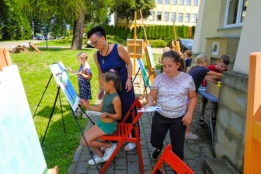 Warsztaty plastyczno muzyczne w GOK w Korczynie