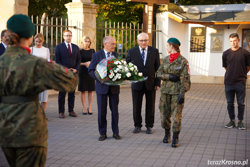 Warta pamięci w Krośnie