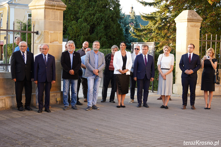 Warta pamięci w Krośnie