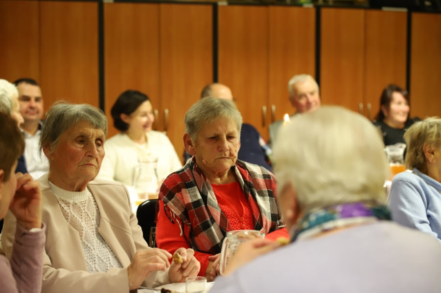 Wieczór Wigilijny seniorów w Jedliczu