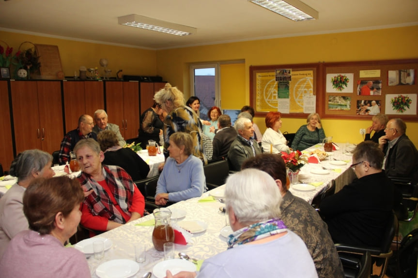 Wieczór Wigilijny seniorów w Jedliczu