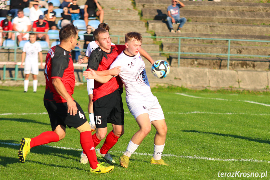 Wisłok Krościenko Wyżne - LKS Golcowa 2-0