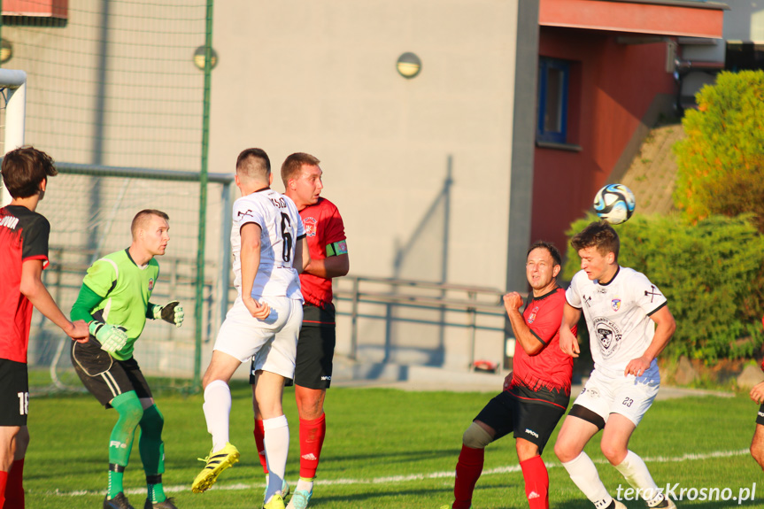 Wisłok Krościenko Wyżne - LKS Golcowa 2-0