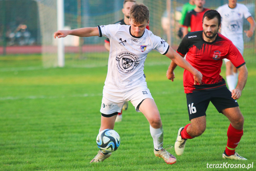 Wisłok Krościenko Wyżne - LKS Golcowa 2-0