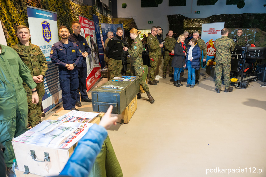 Wojskowe Targi Służby i Pracy w Boguchwale