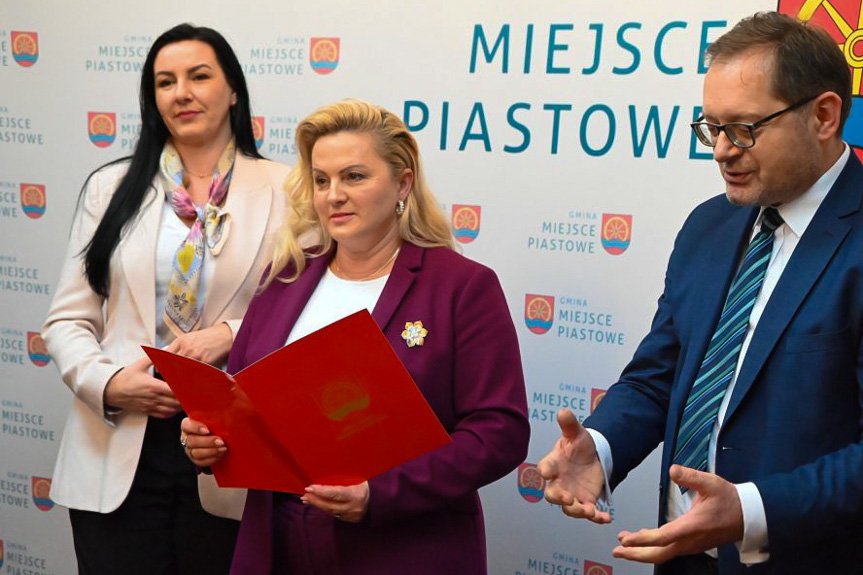 Wójt Gminy Miejsce Piastowe przyznała stypendia sportowcom