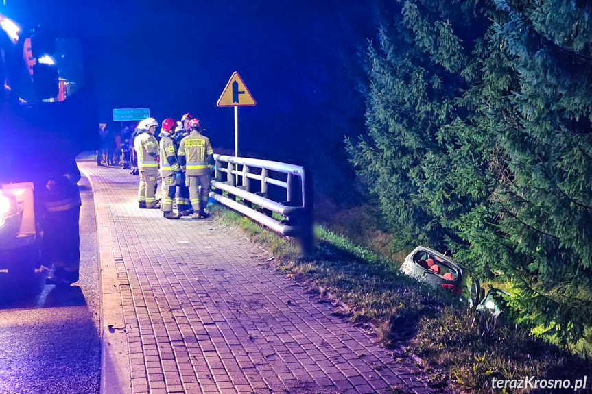 Wola Komborska. Wypadek samochodu osobowego