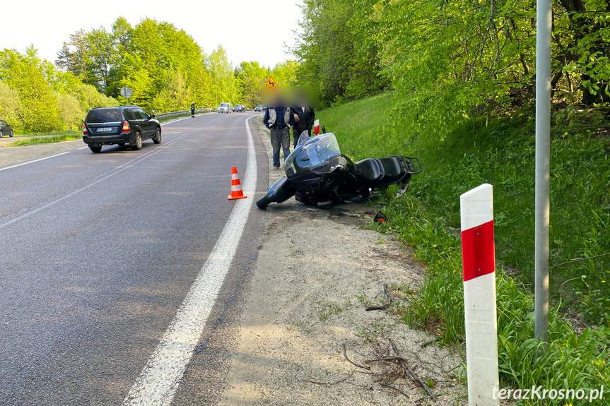 Wola Komborska. Wywrotka na motocyklu