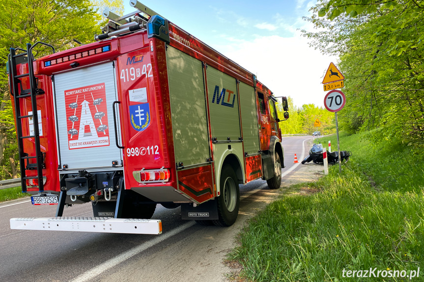 Wola Komborska. Wywrotka na motocyklu