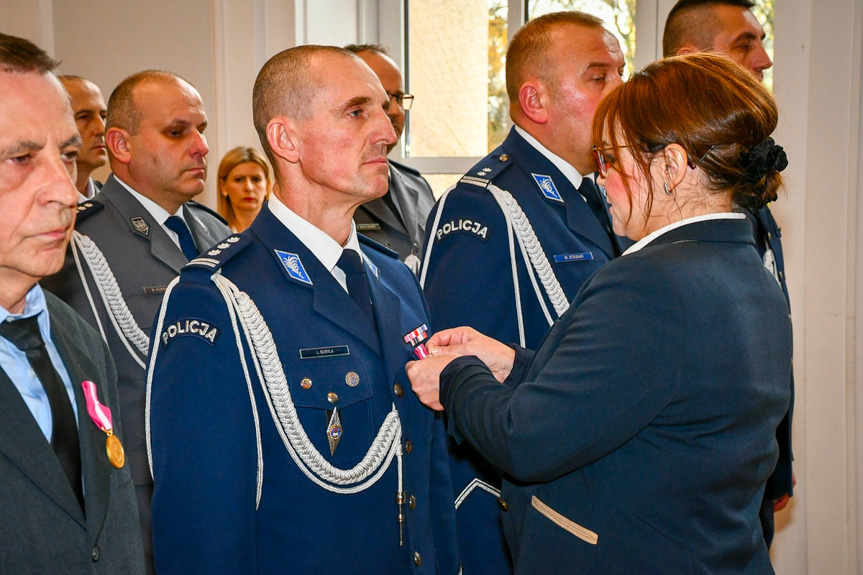 Wręczenie odznaczeń dla policjantów