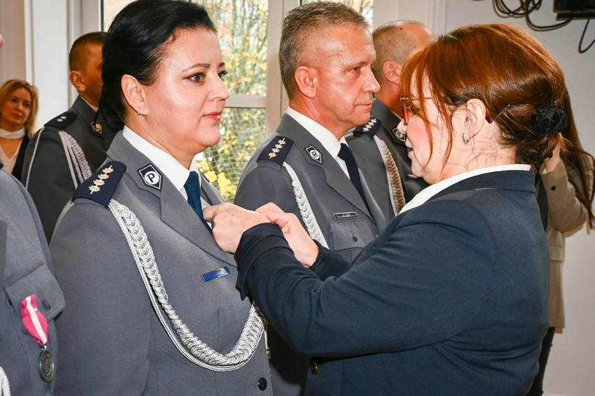 Wręczenie odznaczeń dla policjantów