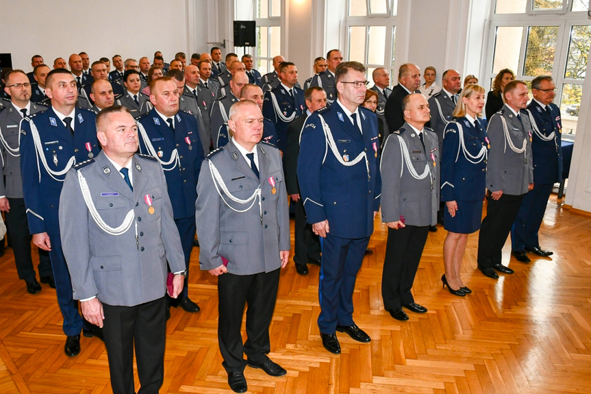 Wręczenie odznaczeń dla policjantów