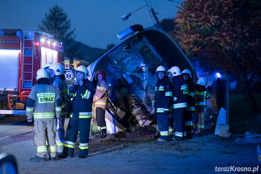 Wypadek autokaru w Grabownicy Starzeńskiej