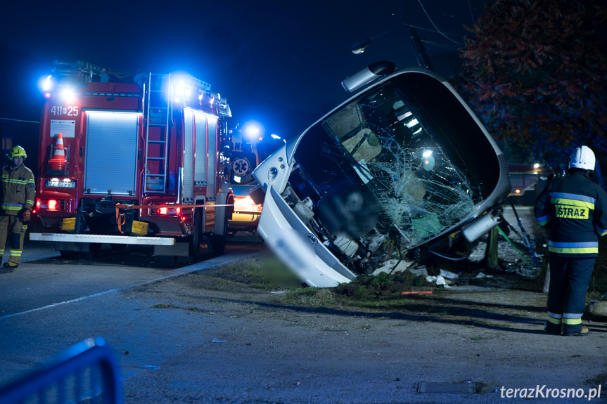 Wypadek autokaru w Grabownicy Starzeńskiej