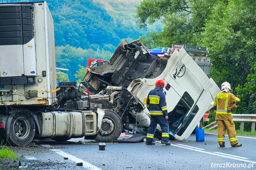 Wypadek ciężarówki w Nowej Wsi