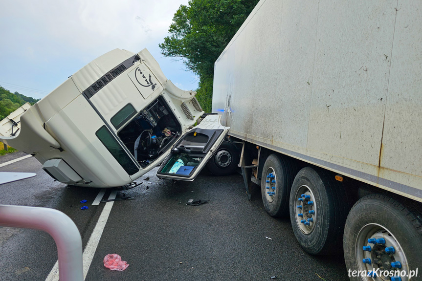 Wypadek ciężarówki w Nowej Wsi