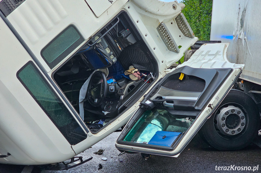 Wypadek ciężarówki w Nowej Wsi