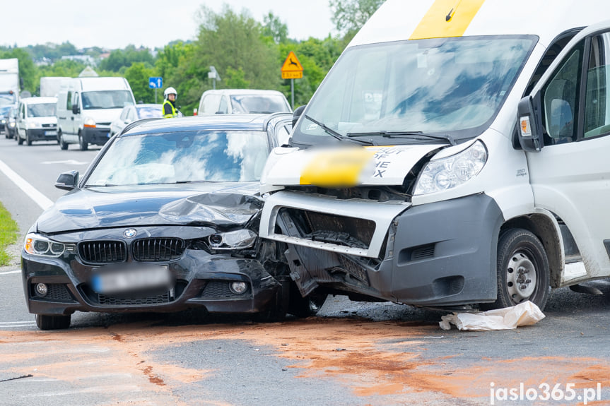 Wypadek na DK28 w Jaśle