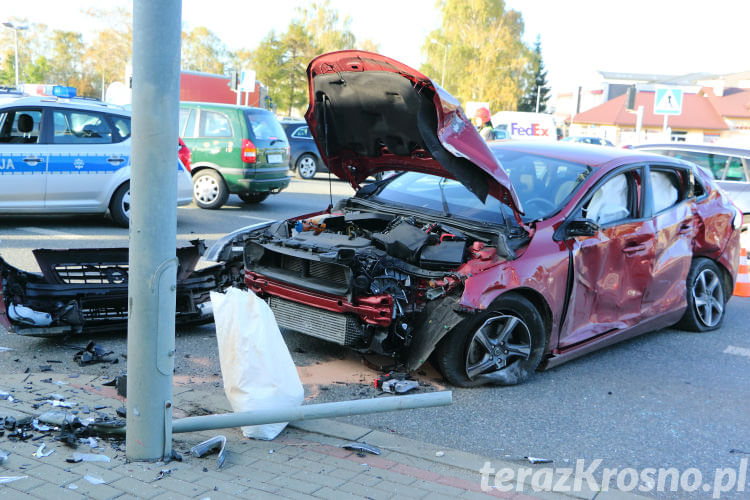 Wypadek na skrzyżowaniu Podkarpackiej