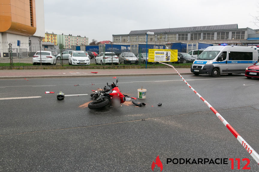 Wypadek na skrzyżowaniu Tysiąclecia z Magurów