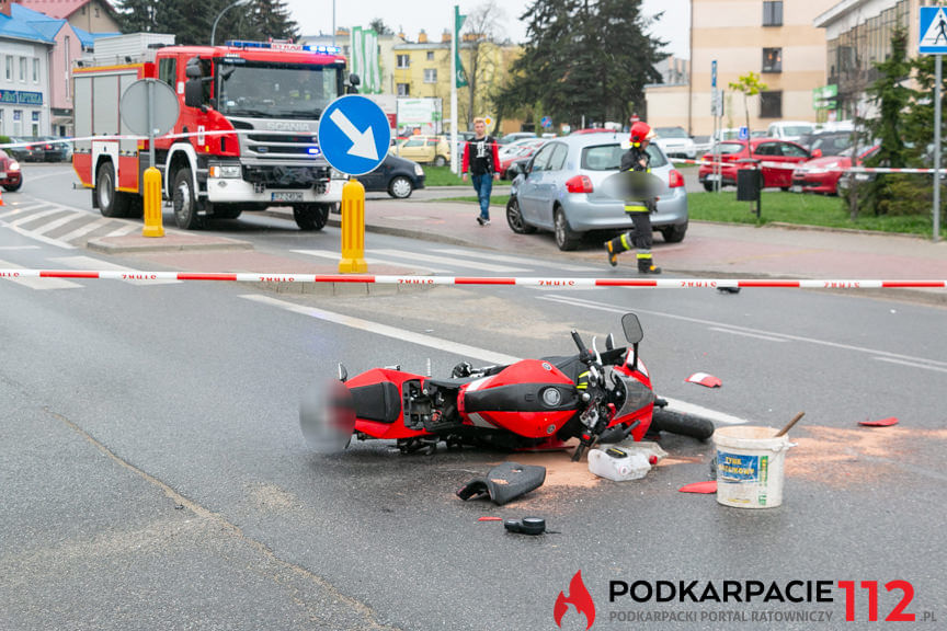 Wypadek na skrzyżowaniu Tysiąclecia z Magurów