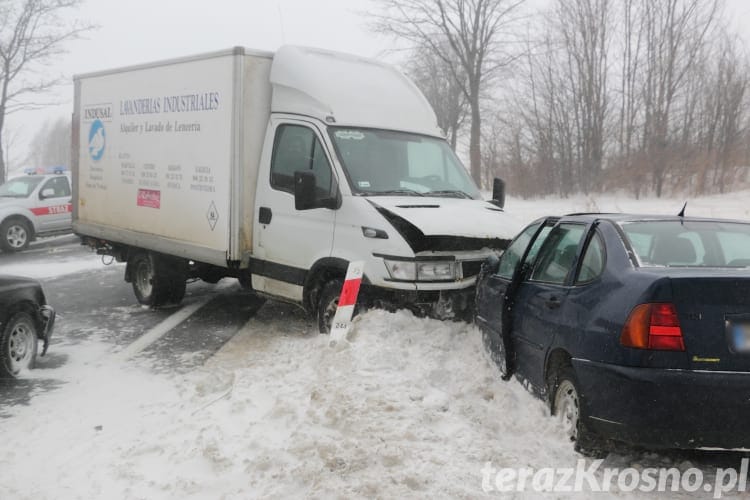 Wypadek w Klimkówce, zderzenie OSP i karetki