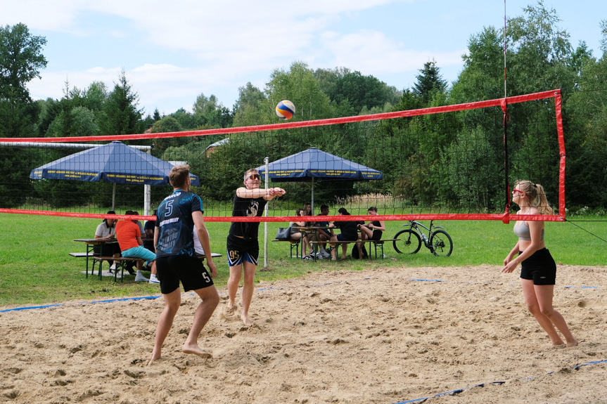 XIV Powiatowy Turniej Piłki Siatkowej Plażowej w Niżnej Łące