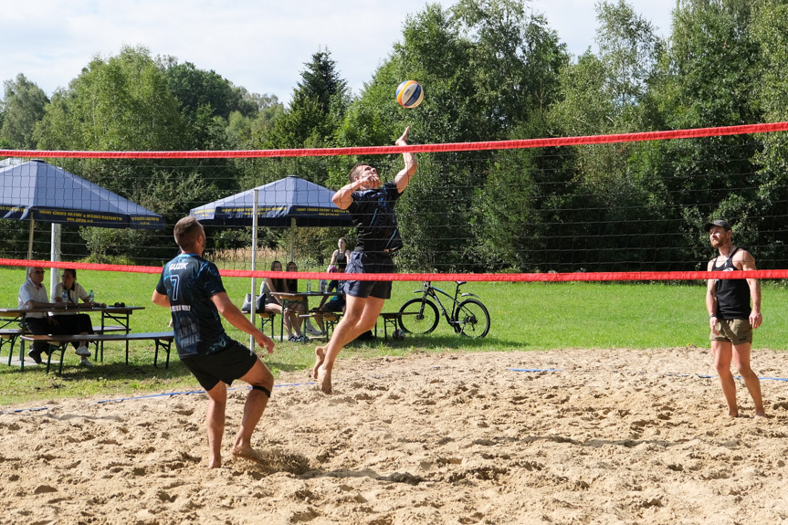 XIV Powiatowy Turniej Piłki Siatkowej Plażowej w Niżnej Łące