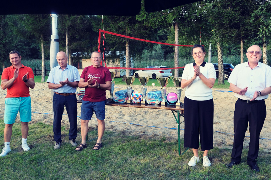 XIV Powiatowy Turniej Piłki Siatkowej Plażowej w Niżnej Łące