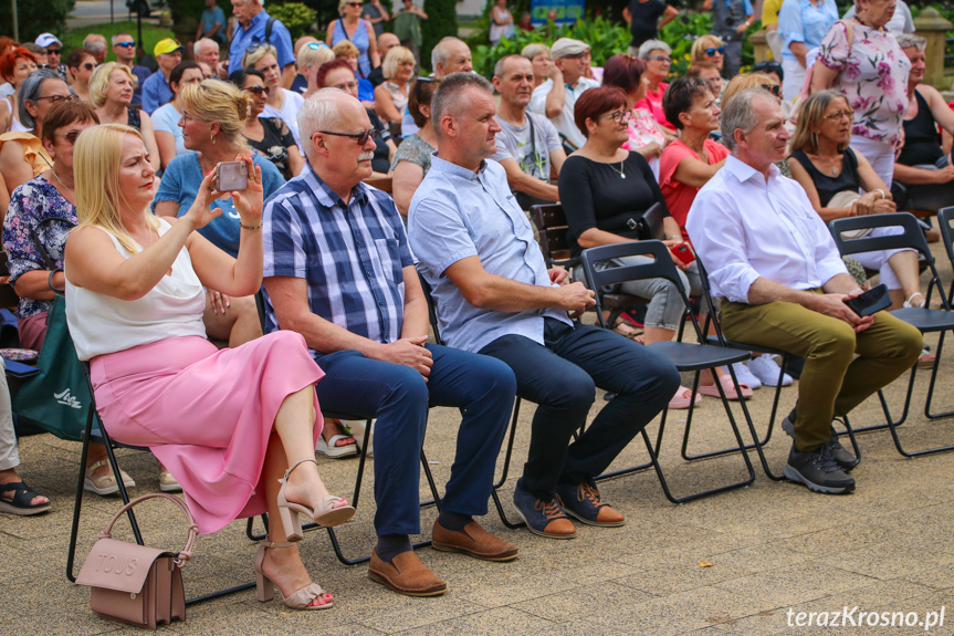 Zakończenie pleneru rzeźbiarskiego w Iwoniczu-Zdroju