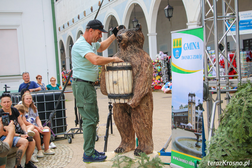 Zakończenie pleneru rzeźbiarskiego w Iwoniczu-Zdroju