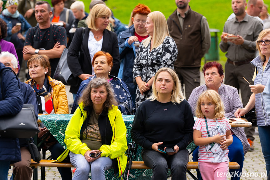 Zakończenie pleneru rzeźbiarskiego w Iwoniczu-Zdroju