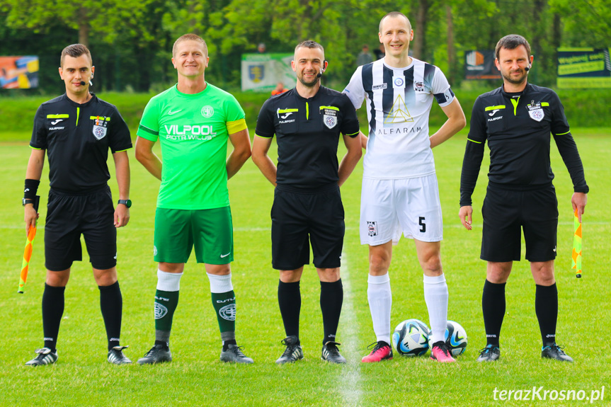 Zamczysko Odrzykoń - Czarni 1910 Jasło 1-2