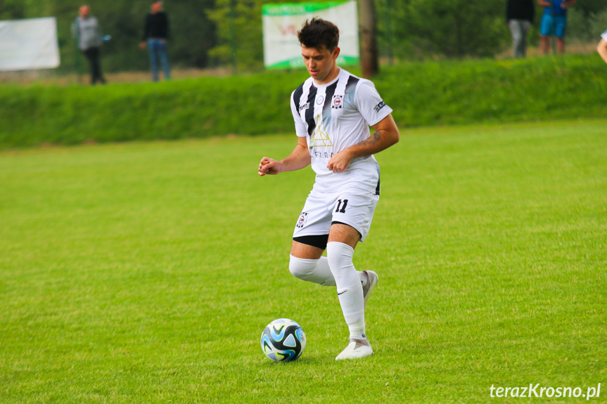 Zamczysko Odrzykoń - Czarni 1910 Jasło 1-2