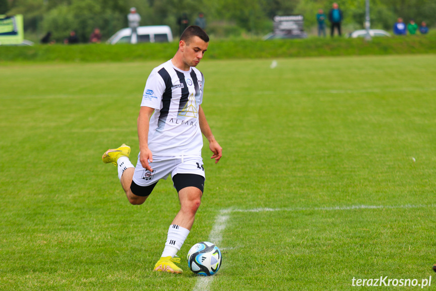 Zamczysko Odrzykoń - Czarni 1910 Jasło 1-2