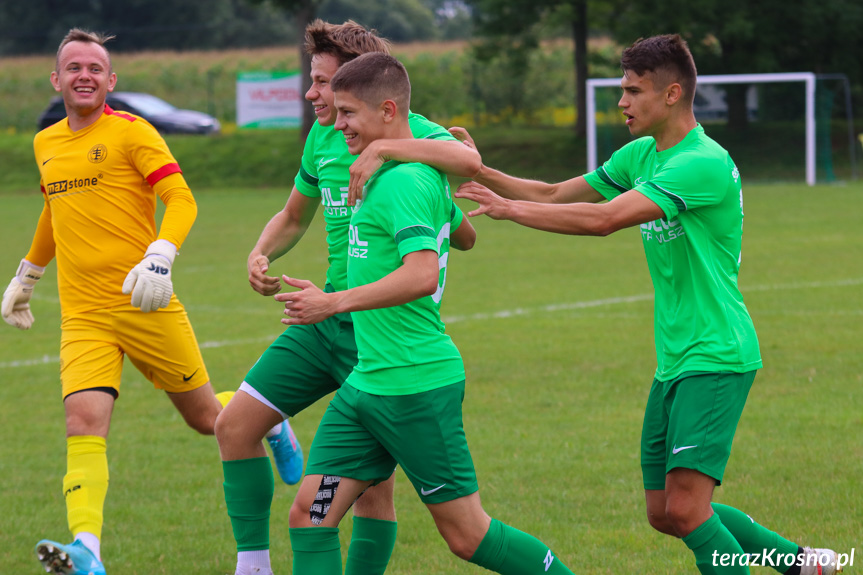 Zamczysko Odrzykoń - Czarni 1910 Jasło 3:2