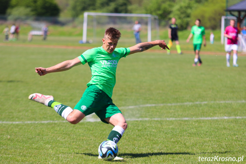 Zamczysko Odrzykoń - LKS Skołyszyn 3-0