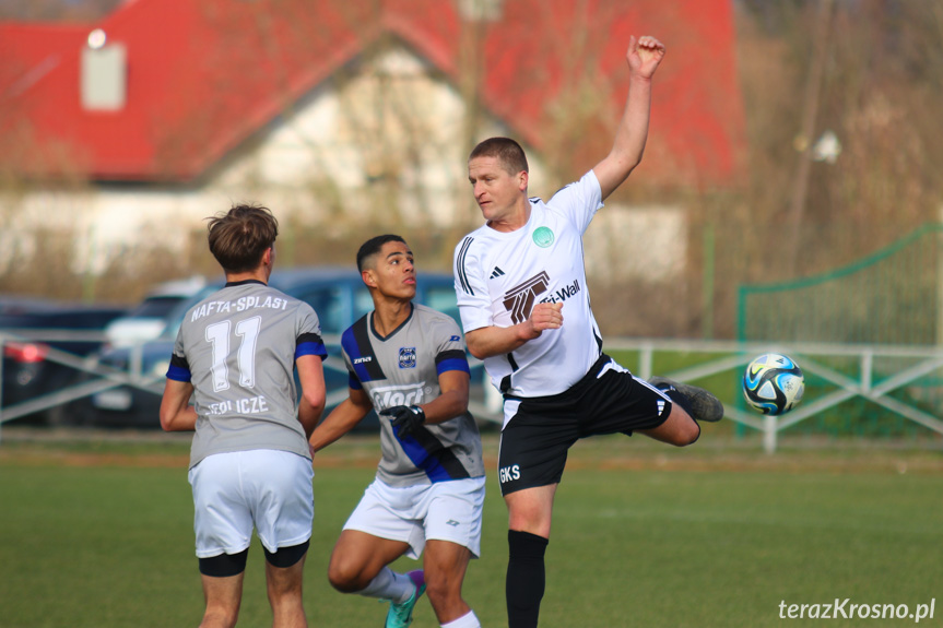 Zamczysko Odrzykoń - Nafta Splast Jedlicze 0-0