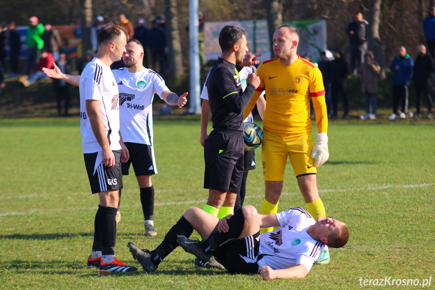 Zamczysko Odrzykoń - Nafta Splast Jedlicze 0-0