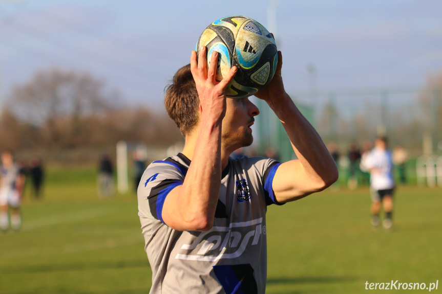 Zamczysko Odrzykoń - Nafta Splast Jedlicze 0-0