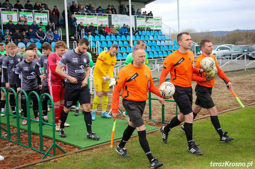 Zamczysko Odrzykoń - Partyzant MAL-BUD 1 Targowiska 2:0