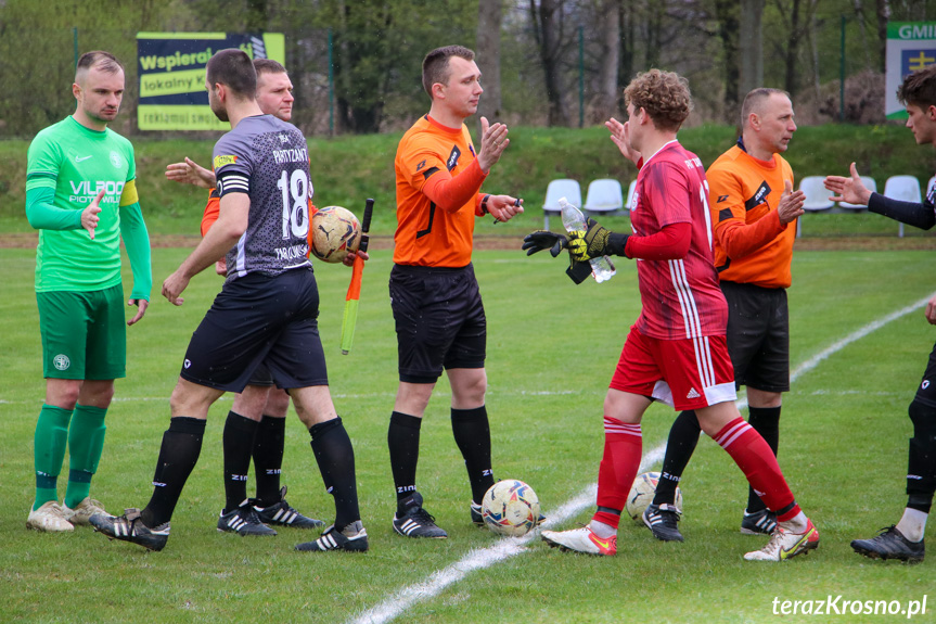 Zamczysko Odrzykoń - Partyzant MAL-BUD 1 Targowiska 2:0