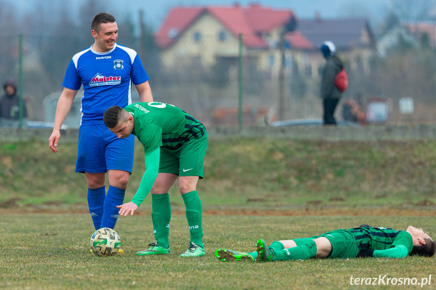 Zamczysko Odrzykoń - Szarotka Uherce 0:1