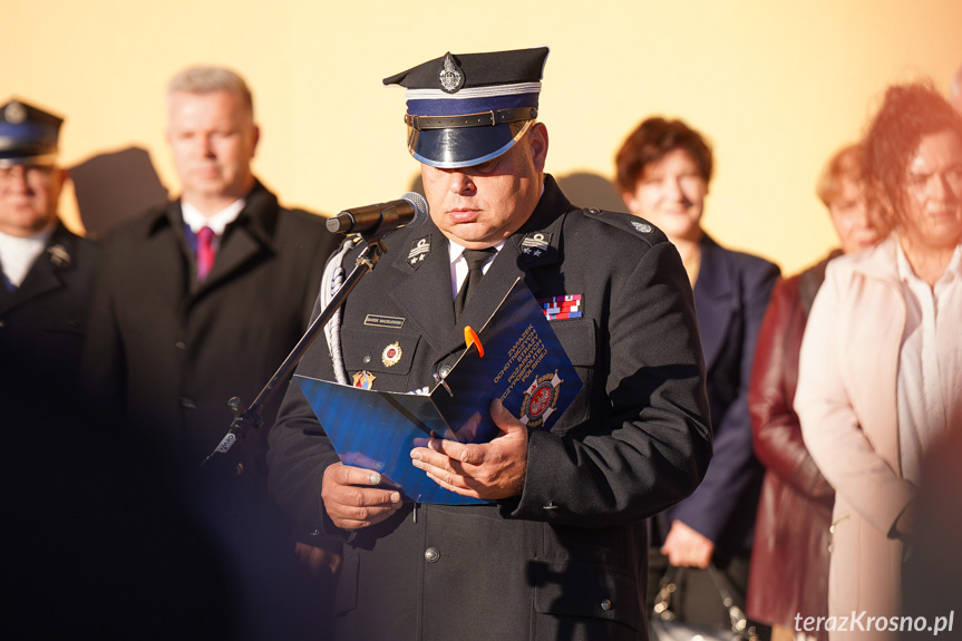 Żarnowiec. Przekazanie samochodów dla OSP